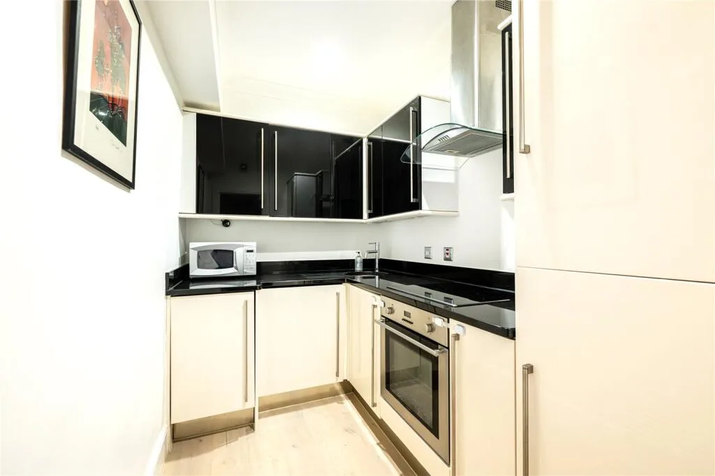 1 bedroom duplex for rent