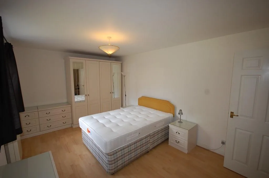 1 bedroom ground floor flat for rent