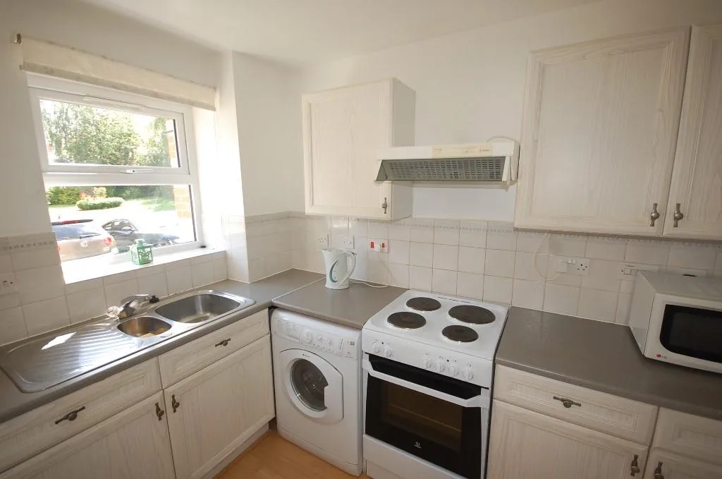 1 bedroom ground floor flat for rent