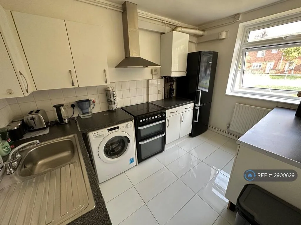 1 bedroom flat share for rent