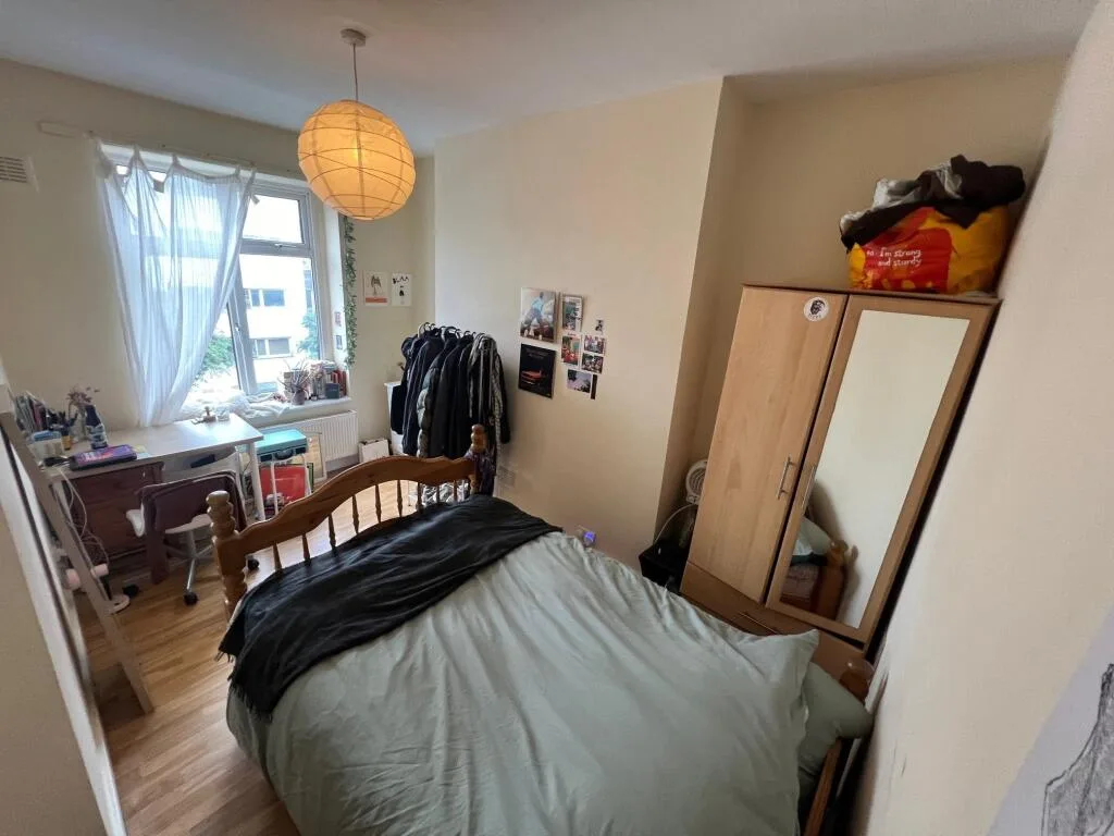 4 bedroom flat for rent