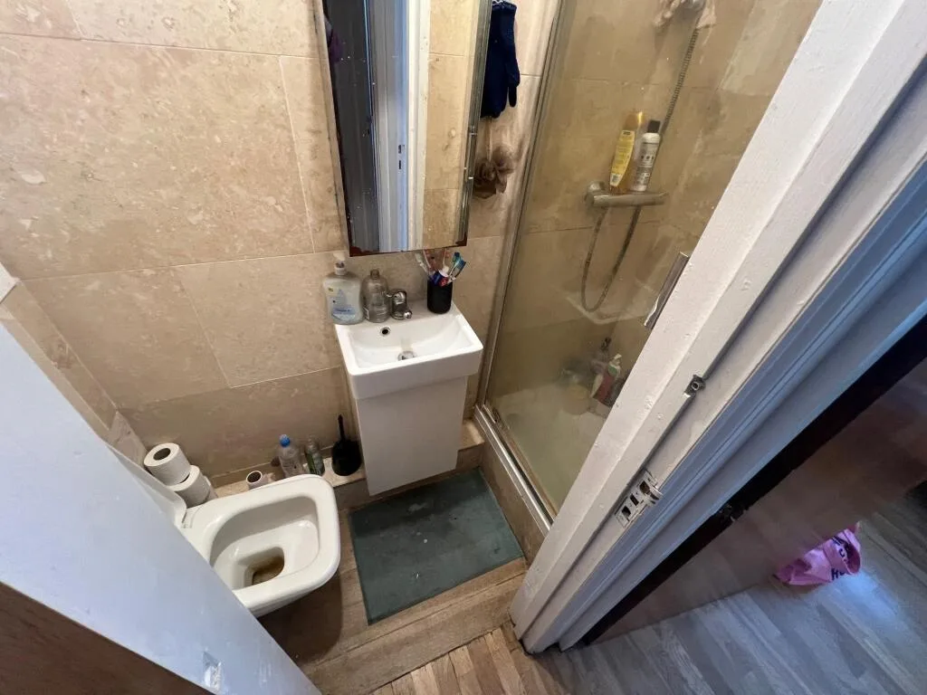 4 bedroom flat for rent