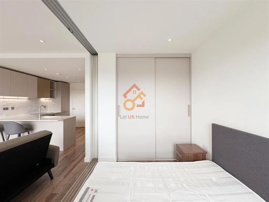 Studio flat for rent