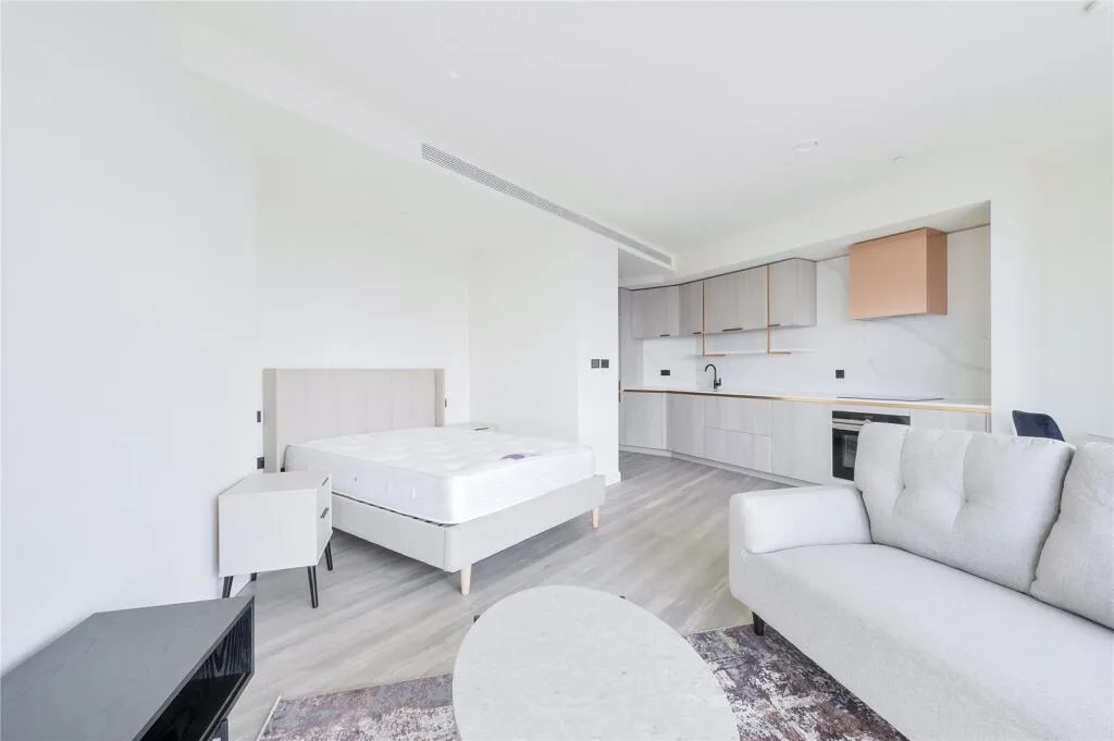 Studio apartment for rent