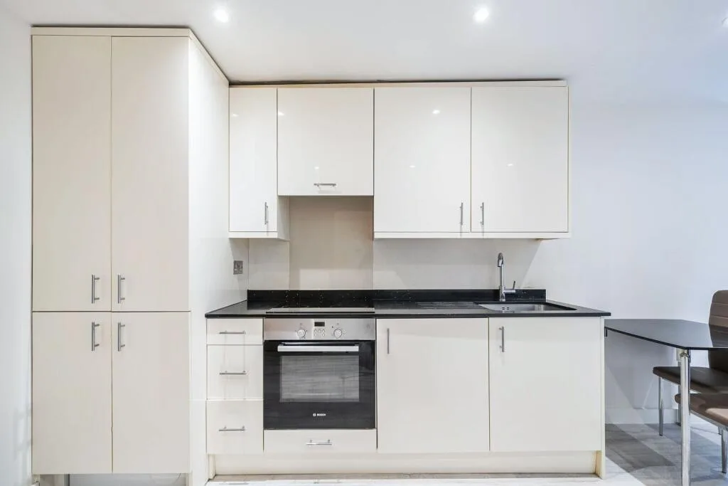 Studio flat for rent