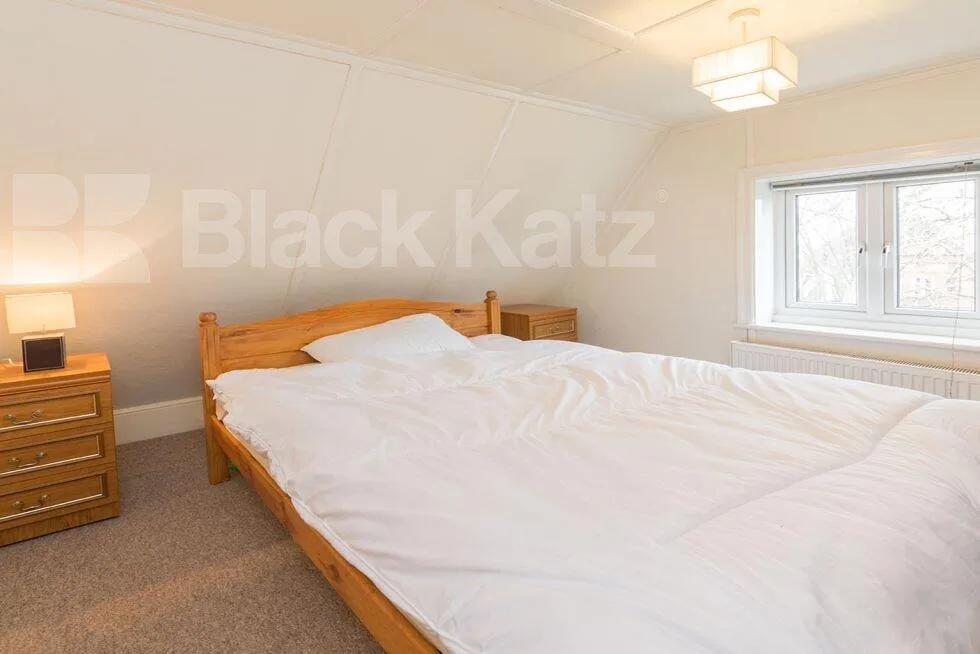 4 bedroom flat for rent