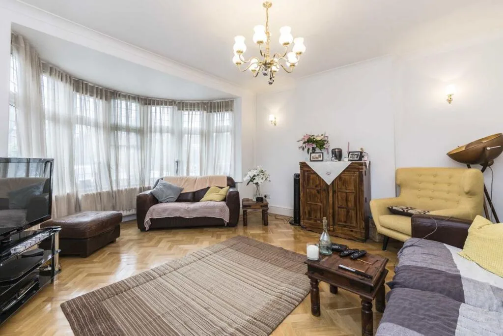 4 bedroom detached house for rent