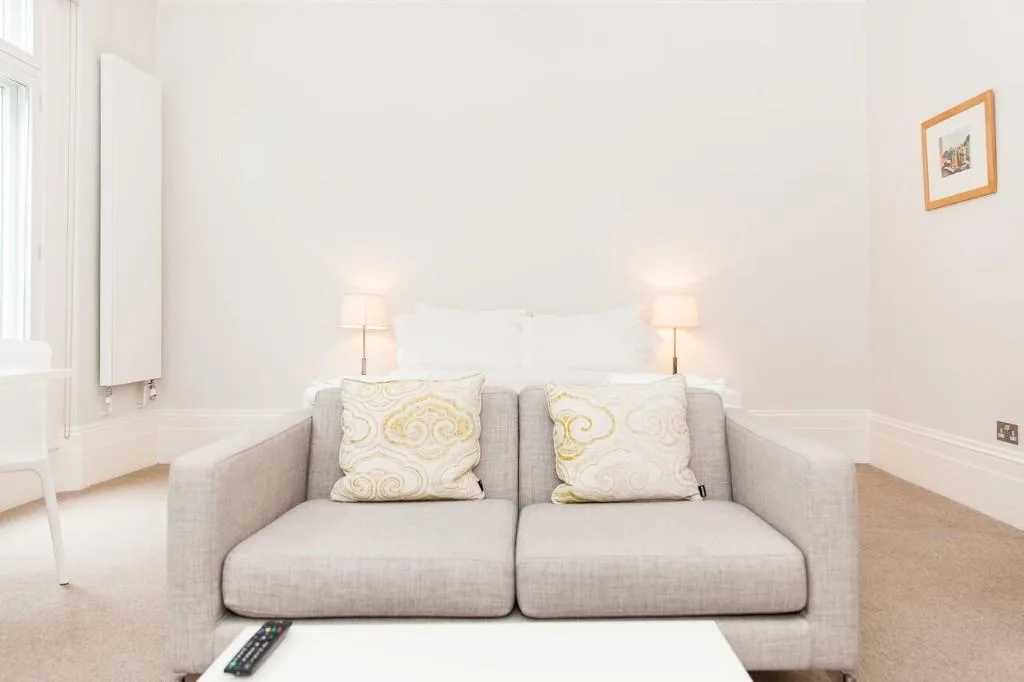 1 bedroom serviced apartment for rent