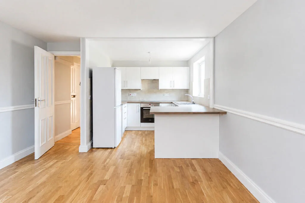 2 bedroom ground floor flat for rent