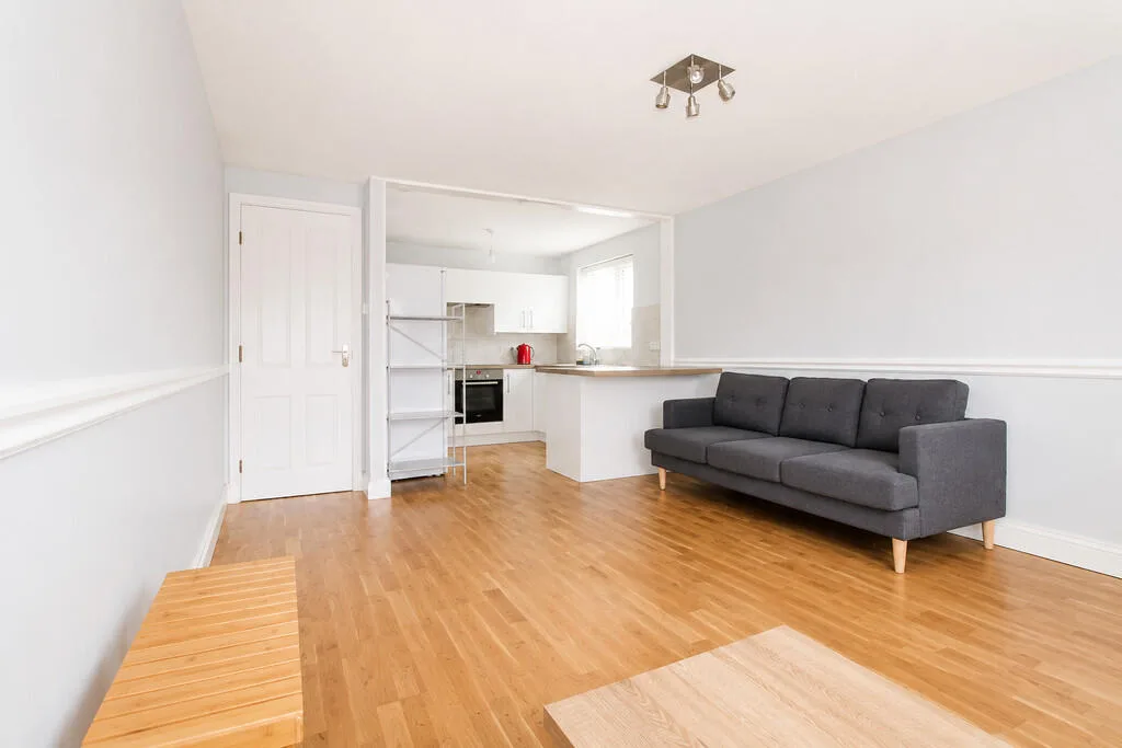 2 bedroom ground floor flat for rent