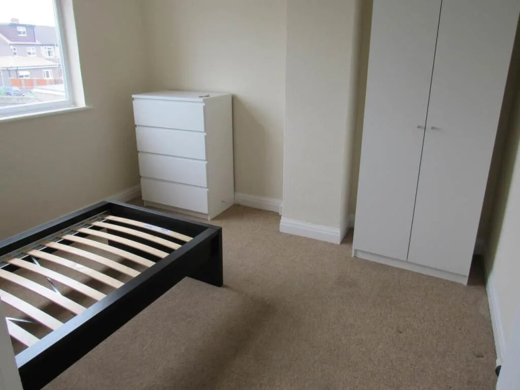 4 bedroom terraced house for rent
