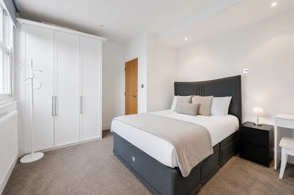 3 bedroom flat for rent
