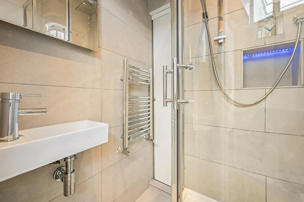 4 bedroom apartment for rent