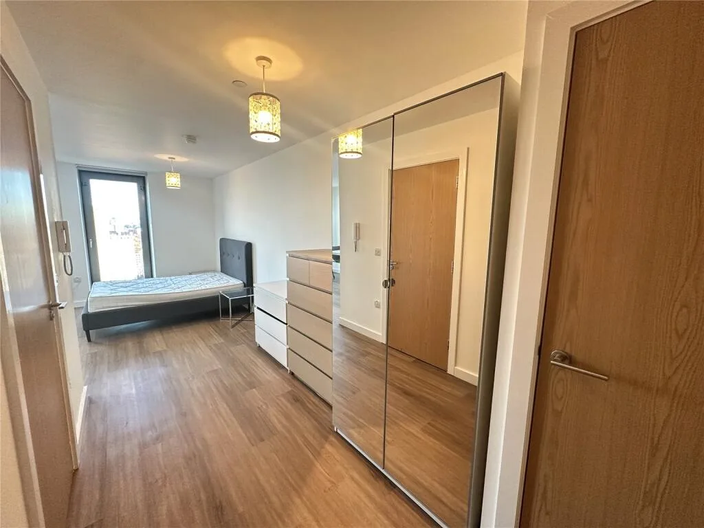 Studio apartment for rent