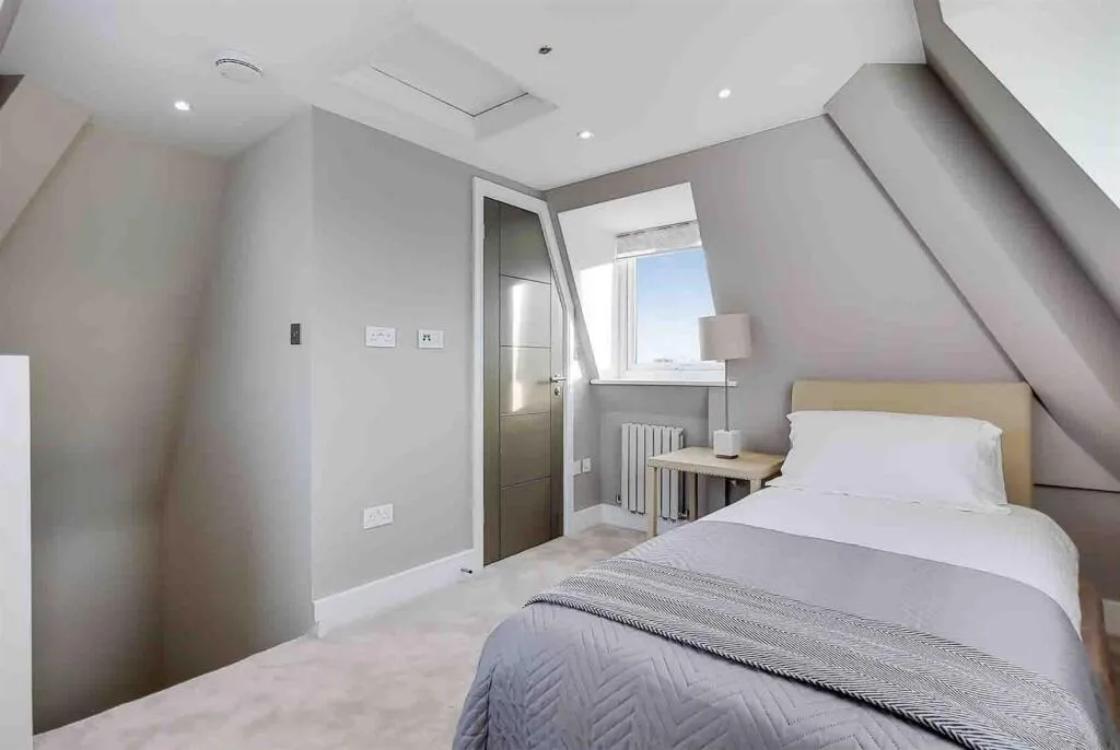 4 bedroom flat for rent
