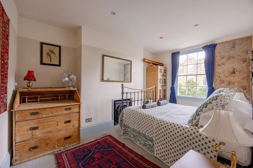 3 bedroom maisonette for rent