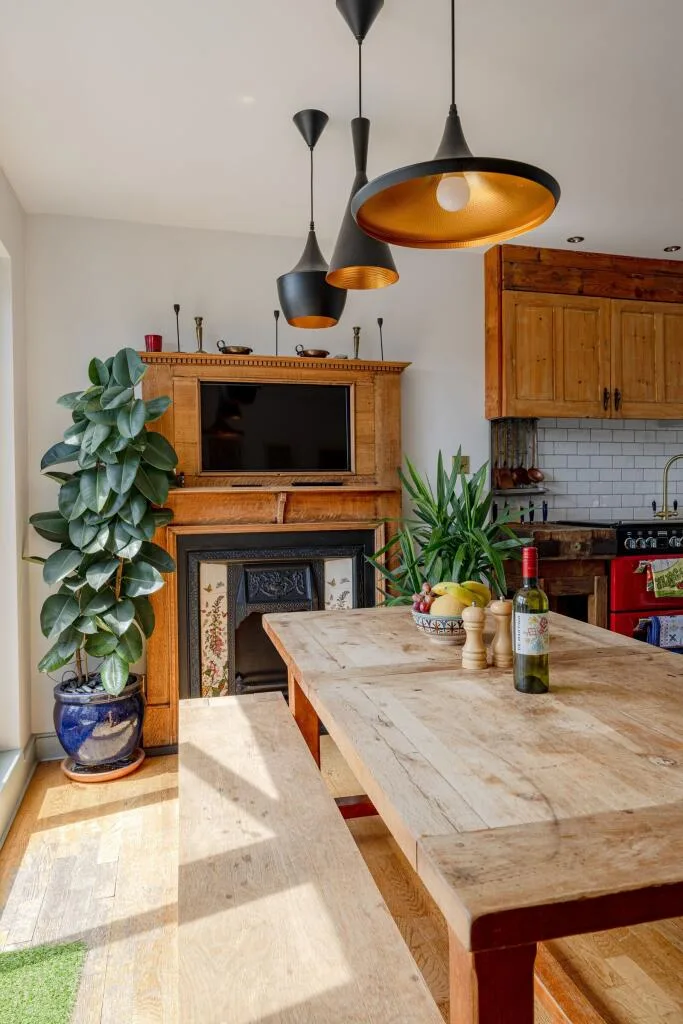3 bedroom maisonette for rent