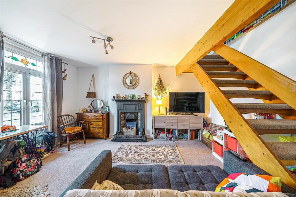 2 bedroom terraced house for rent