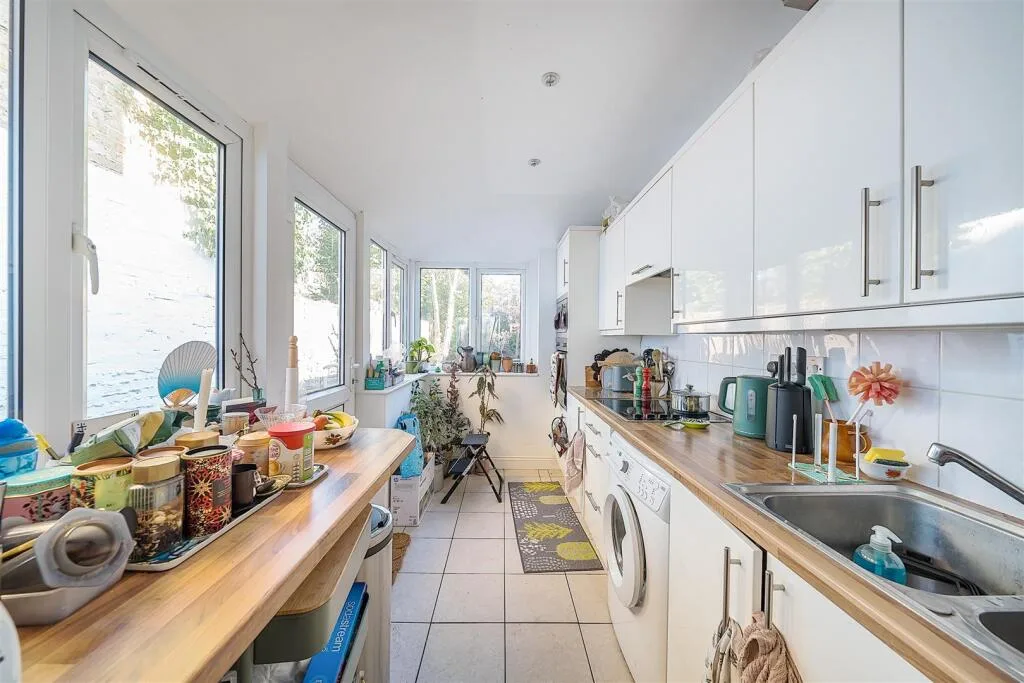 2 bedroom terraced house for rent
