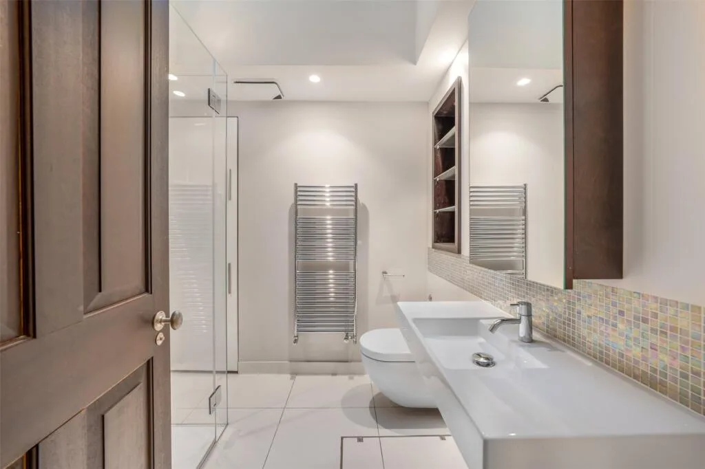 3 bedroom flat for rent