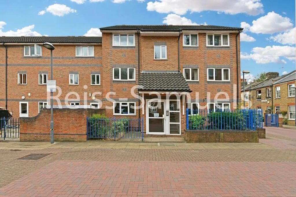 1 bedroom ground floor flat for rent