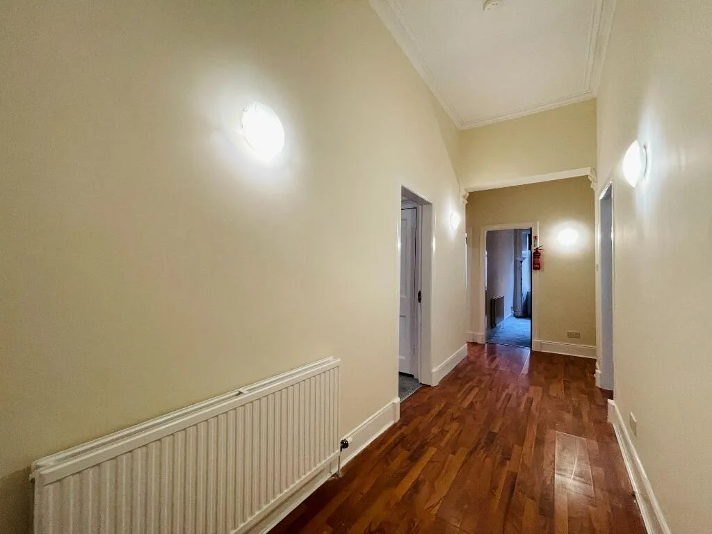 4 bedroom flat for rent
