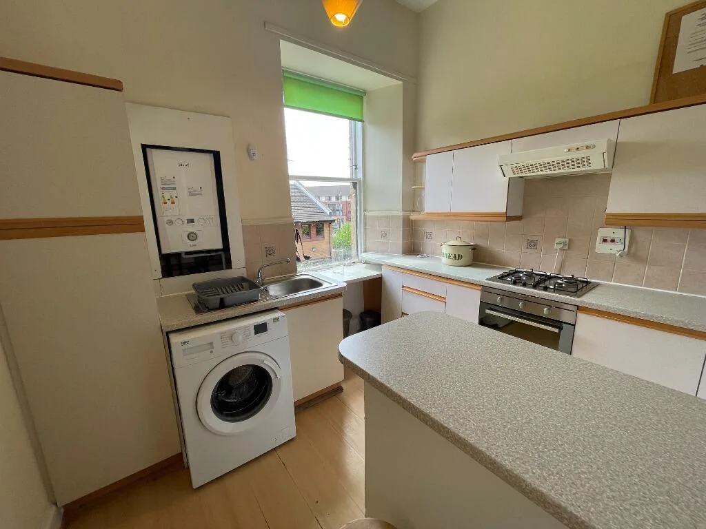 4 bedroom flat for rent