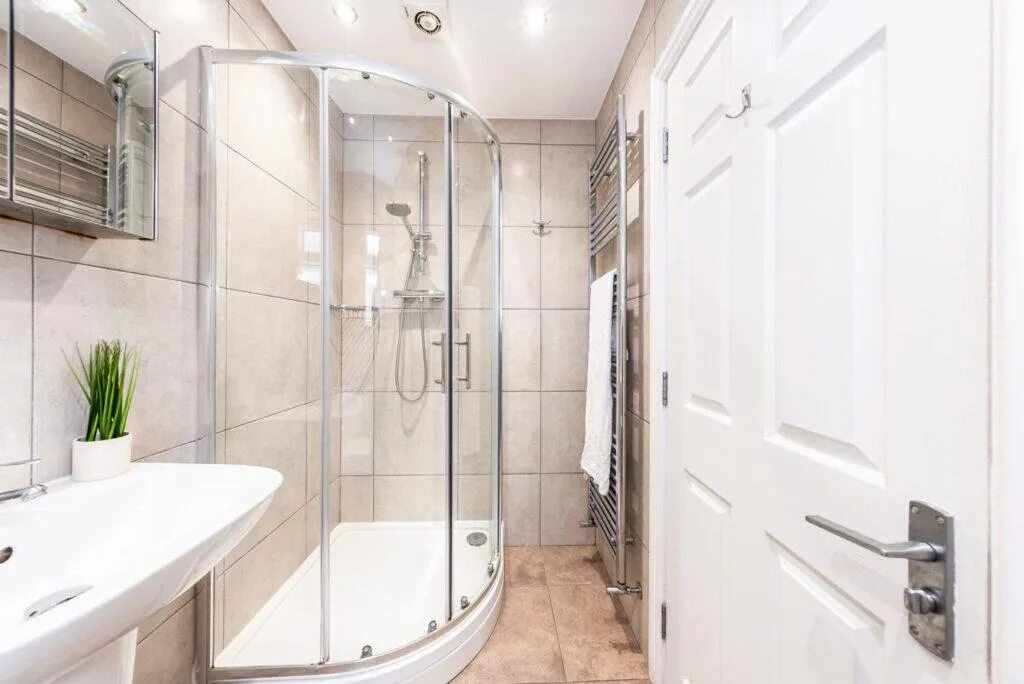 4 bedroom terraced house for rent