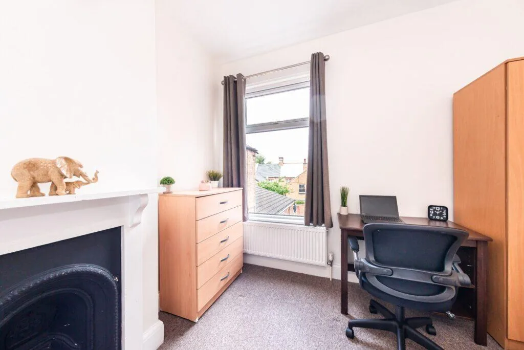 4 bedroom terraced house for rent