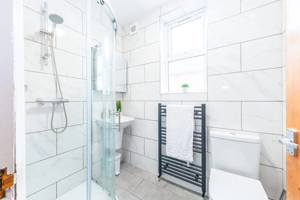 5 bedroom terraced house for rent