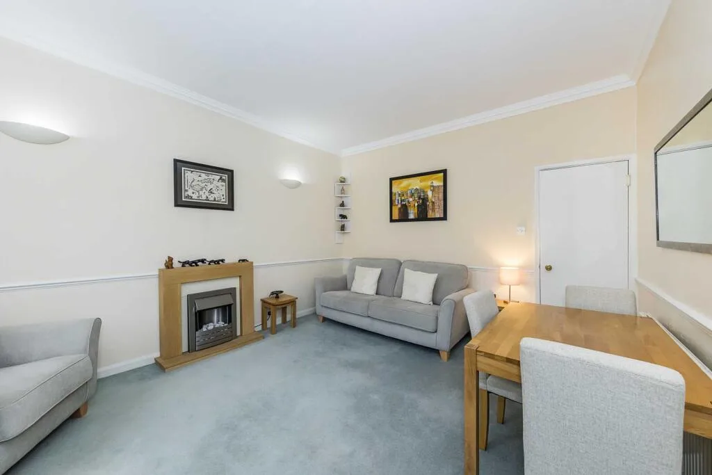1 bedroom flat for rent