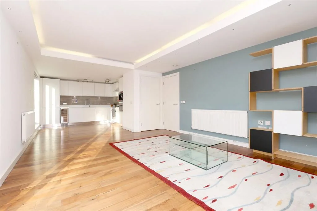 2 bedroom penthouse for rent