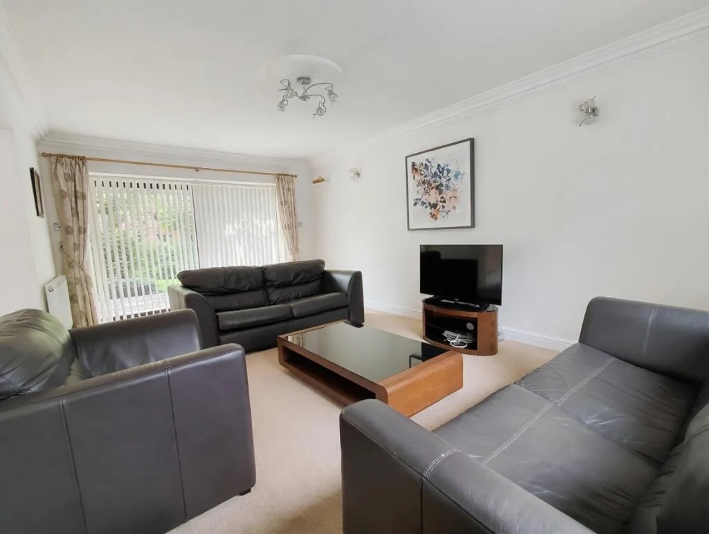 2 bedroom flat for rent