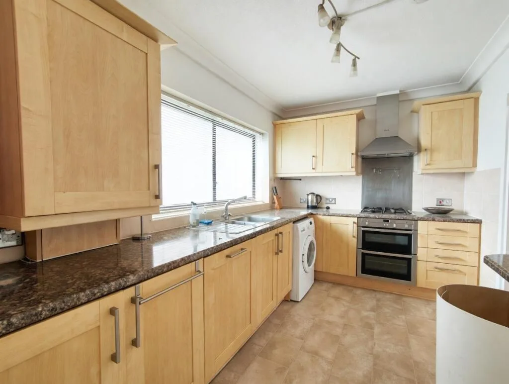 2 bedroom flat for rent