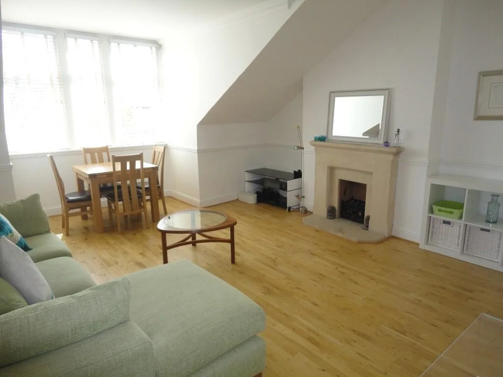 2 bedroom flat for rent