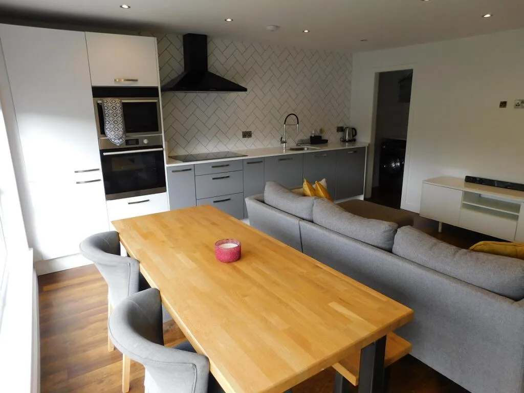2 bedroom duplex for rent