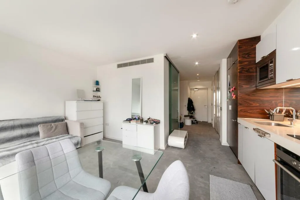 Studio apartment for rent