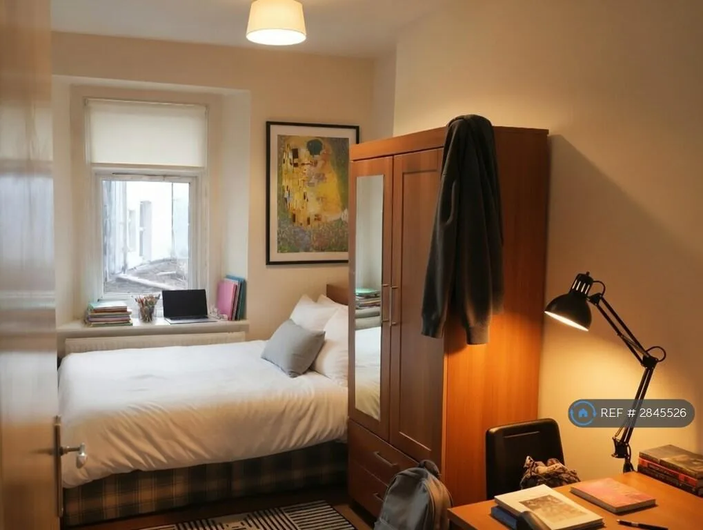 1 bedroom house share for rent