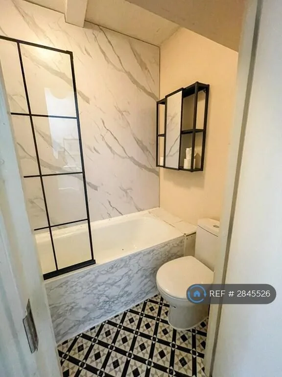 1 bedroom house share for rent