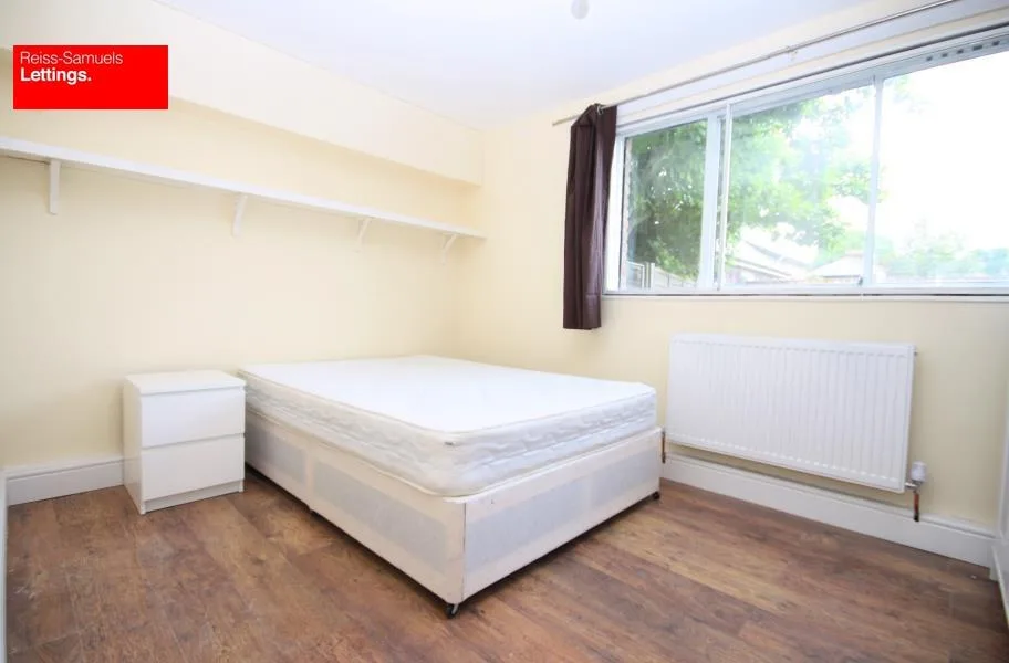 4 bedroom flat for rent