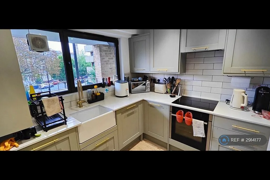 3 bedroom maisonette for rent