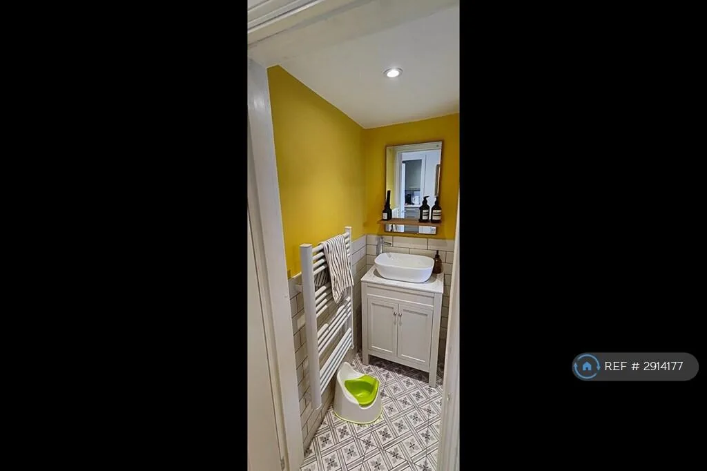 3 bedroom maisonette for rent