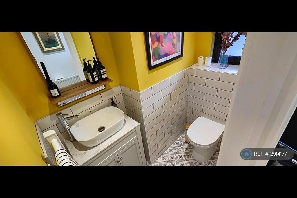 3 bedroom maisonette for rent