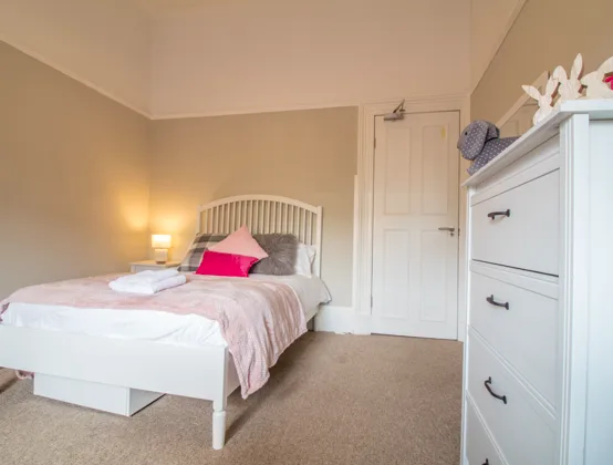 4 bedroom apartment for rent