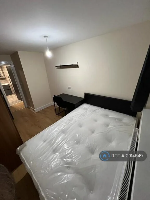 4 bedroom flat for rent