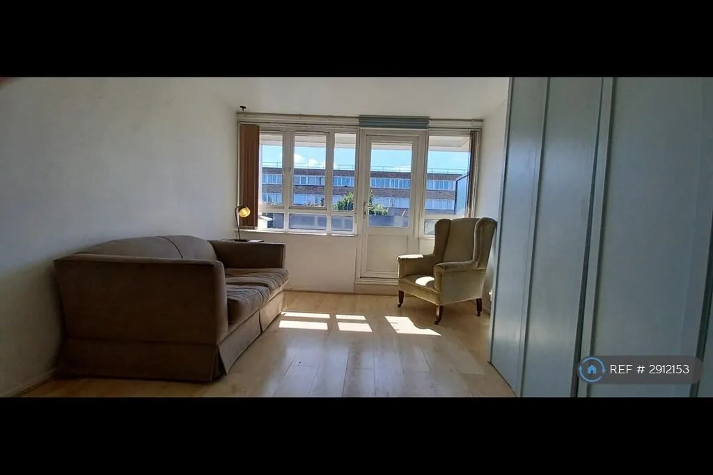 3 bedroom maisonette for rent