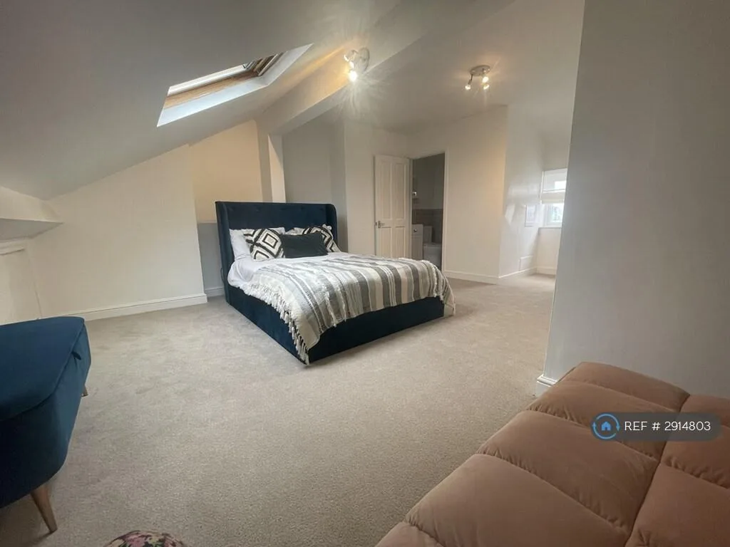 4 bedroom terraced house for rent