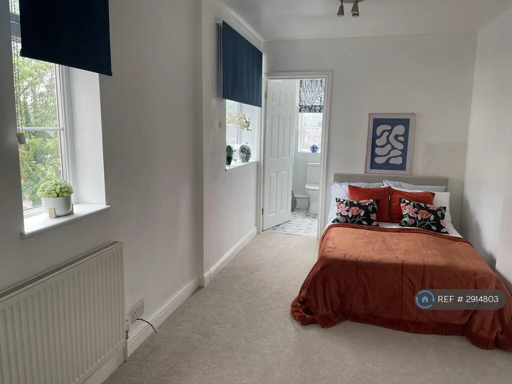 4 bedroom terraced house for rent