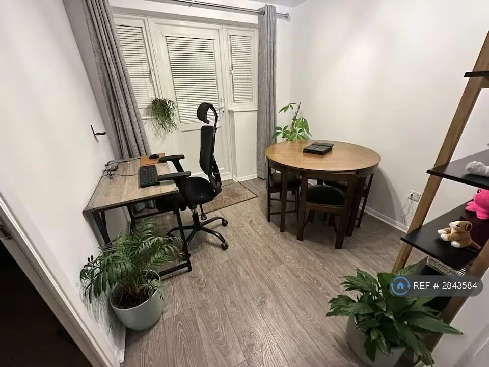 3 bedroom detached house for rent