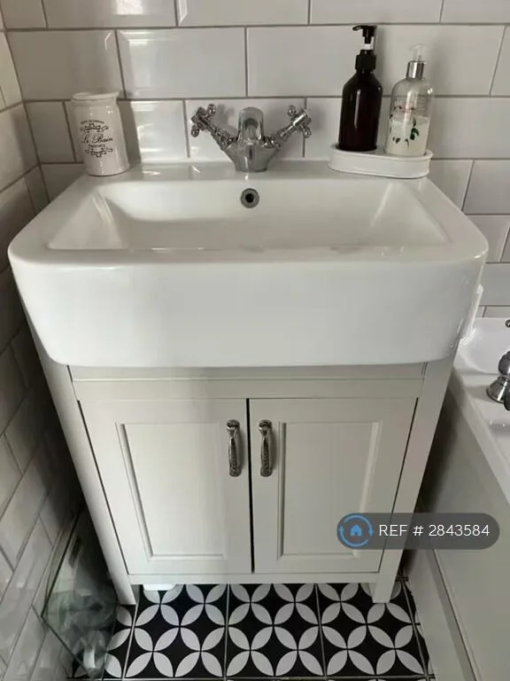3 bedroom detached house for rent